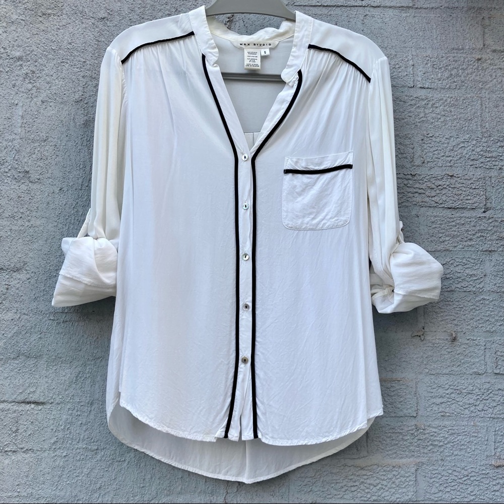 Max Studio White Blouse, Mother of Pearl Buttons S